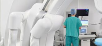 Medical staff examinating at the Catheterisation Laboratory